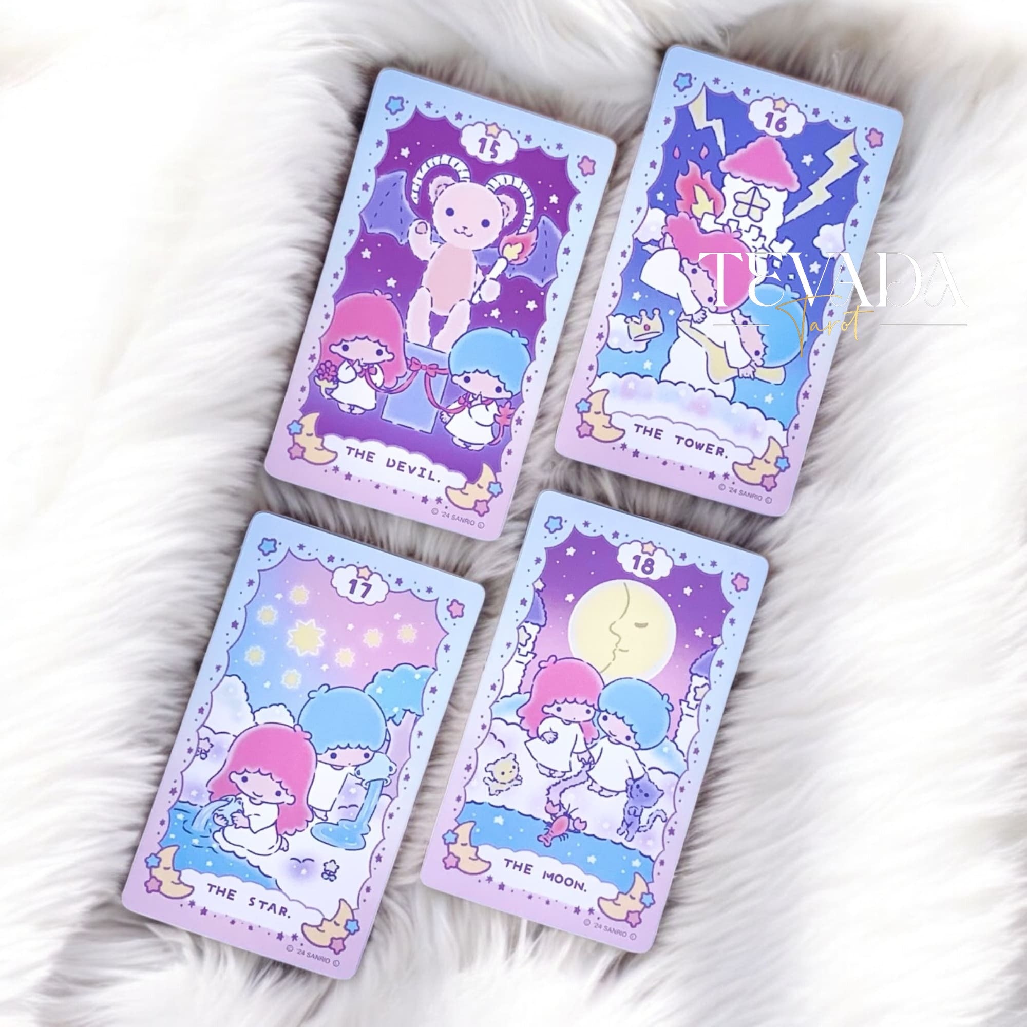 Discover Luna’s Little Twin Stars Tarot—78 magical cards featuring Kiki & Lala. Perfect for beginners, collectors, and intuitive readings. Includes guidebook in English.