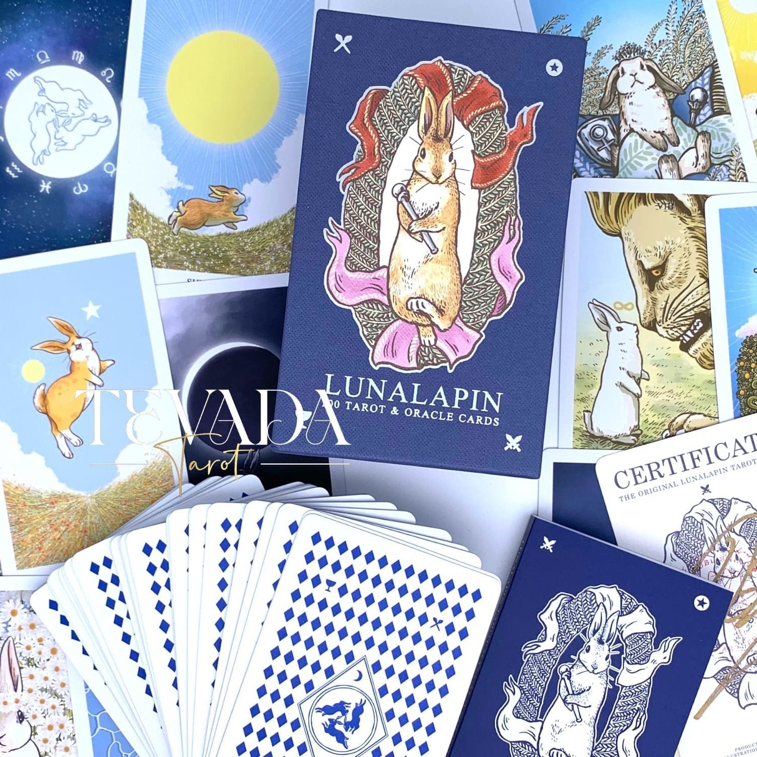 Channel your inner bunny with the Lunalapin Tarot V2! This enchanting deck uses playful art and intuitive messages to guide you on your path to self-discovery. Perfect for tarot beginners & enthusiasts!