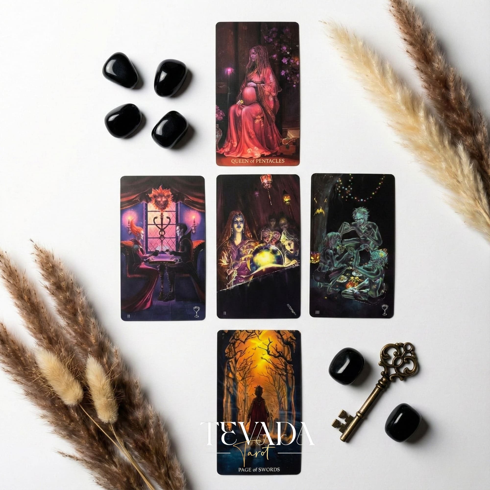 光と影を探求する神秘的なハロウィーンをテーマにしたアートワークを特徴とするミッドナイト ブールバード タロット カード