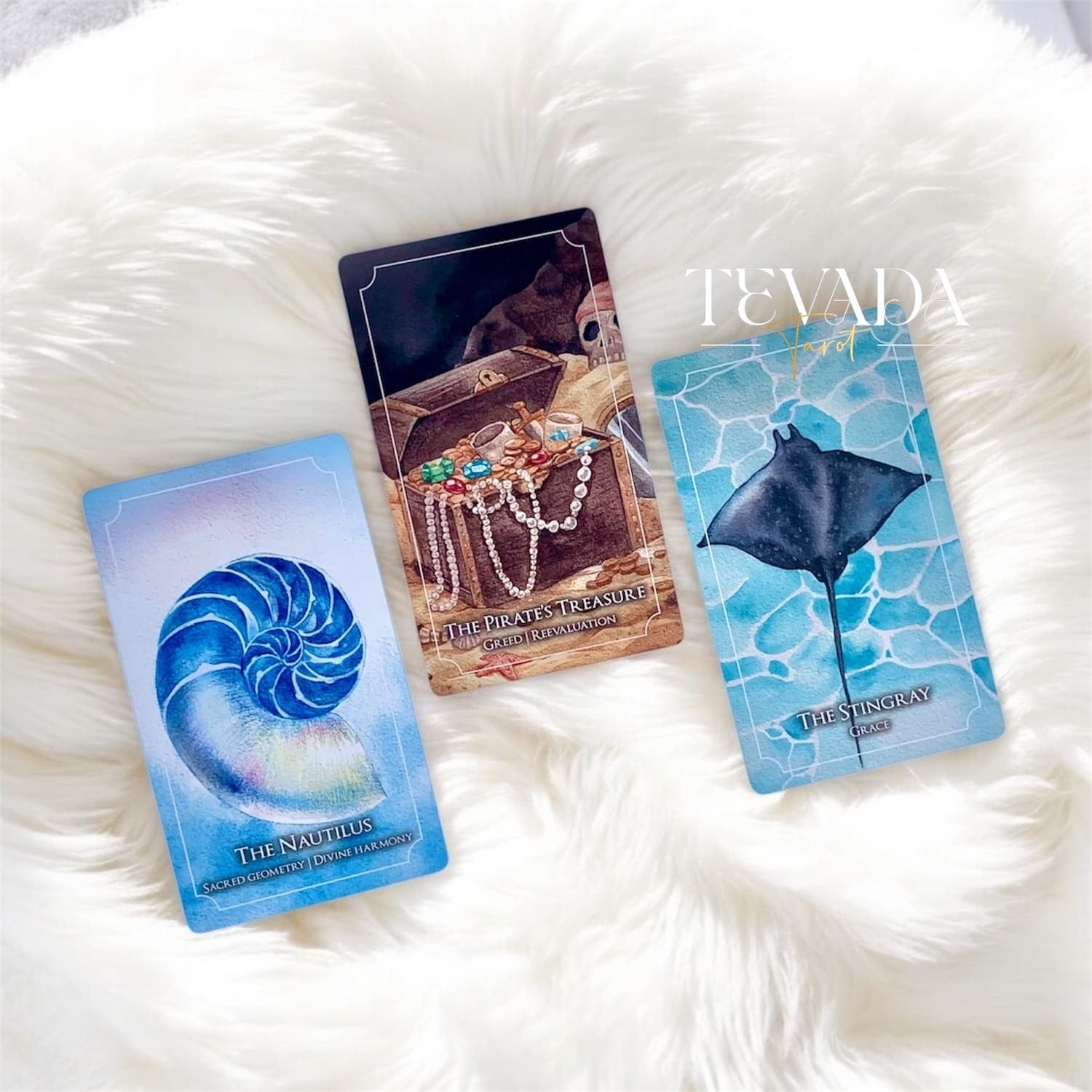 Explore serenity with the Dreaming Waves Oracle. Soft feather whispers and ocean waves inspire hope, strength, and grace in this beautiful 60-card deck perfect for self-reflection and growth.