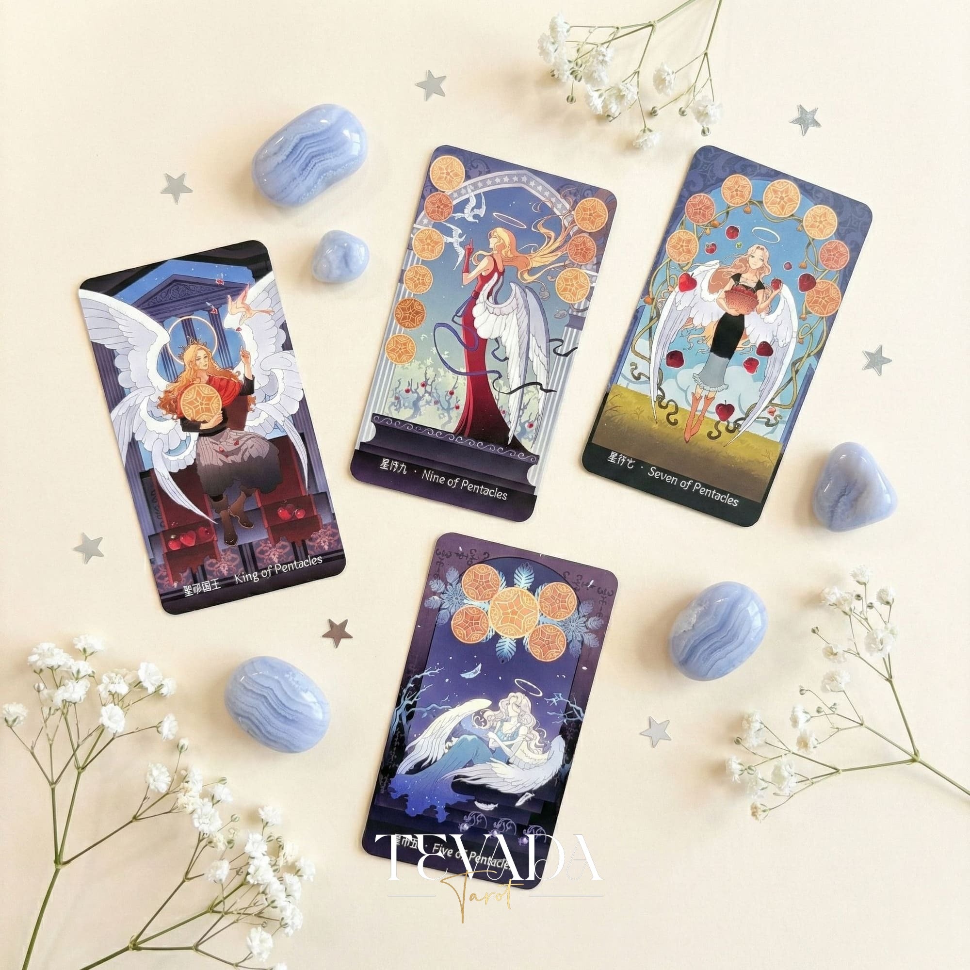 Dreamy Wings Tarot Deck, caprichosas cartas de tarot independientes de dibujos animados para un trabajo suave con las sombras y una autorreflexión curativa.