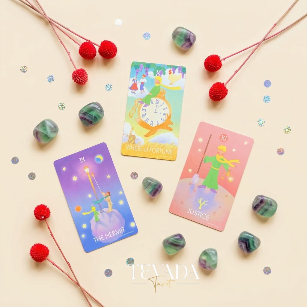 Tarot Deck de Le Petit Prince Luna, las caprichosas cartas del Tarot Indie del Principito para la curación y la autorreflexión.