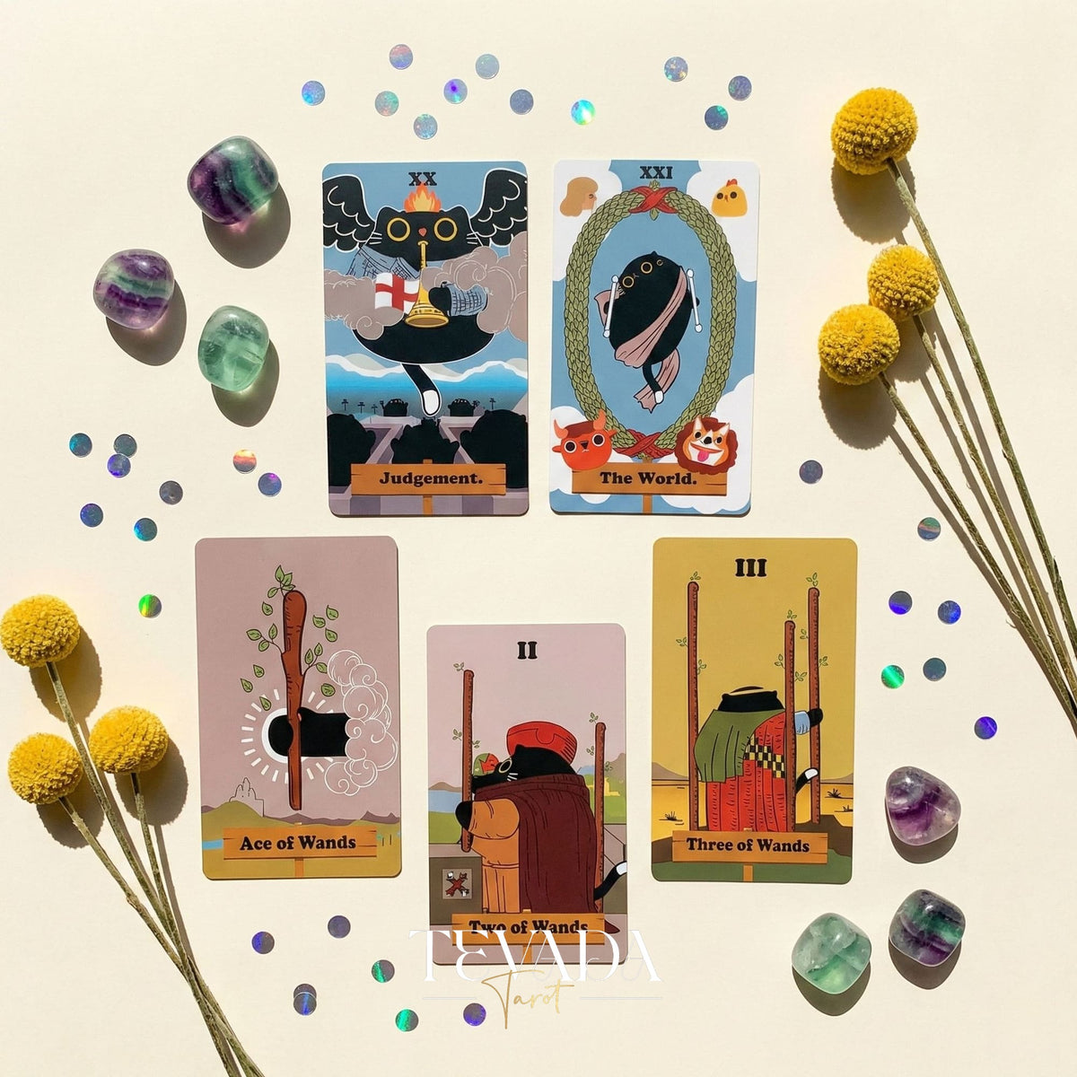 Yin Universe Tarot mignon chat noir Indie Tarot Deck avec bords holographiques noirs pour la divination débutant et le rituel quotidien.