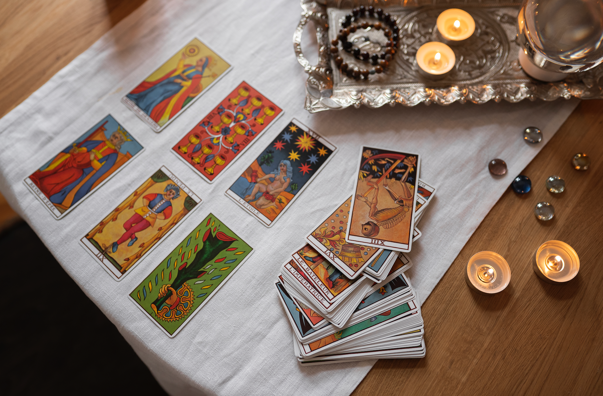 Decoding the Tarot: A Beginner's Guide to the Deck's Structure
