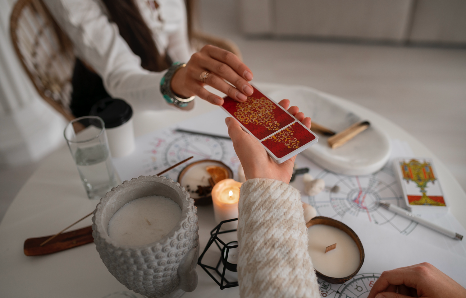 Mending a Broken Heart: Using Tarot Readings to Heal and Move On