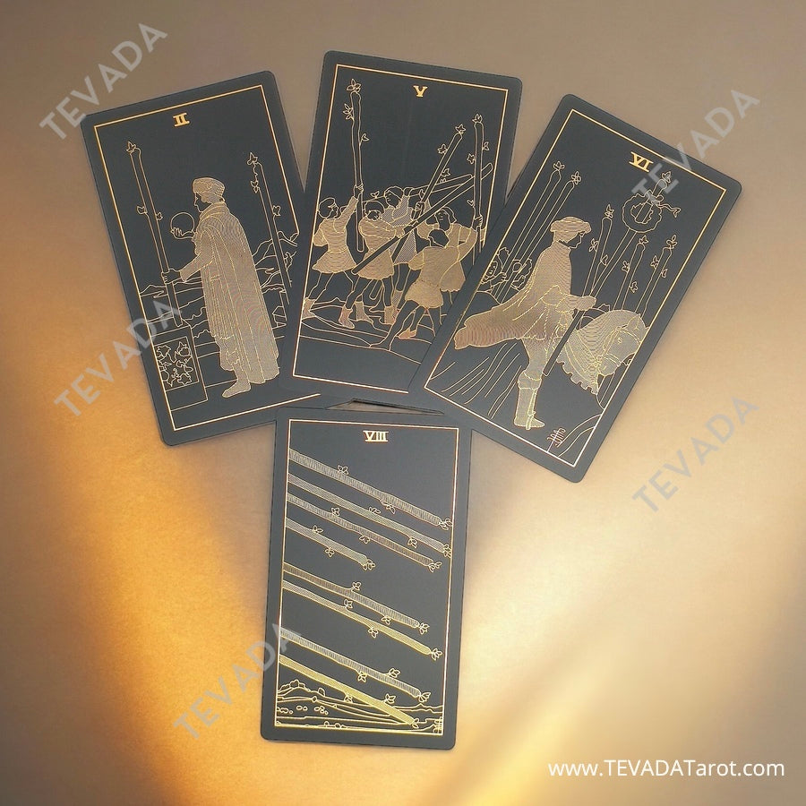 Experience divination with a modern twist. Our Gold Foil Tarot BLACK merges tradition and style for an enlightening Tarot reading journey