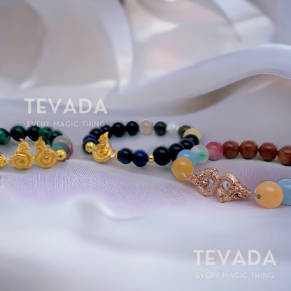 Adorn yourself with the Lucky Beads Gemstone Bracelet DUO NAGA, a fusion of spiritual power and elegance. Featuring tri-color jade and cat&