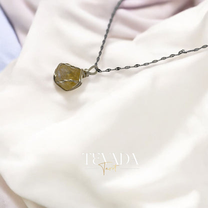 Attract abundance with our Citrine Mystic Crystal Pendant Necklace! Handcrafted for prosperity, confidence, and positive energy, this gold quartz charm is perfect for spiritual healing and manifestation.