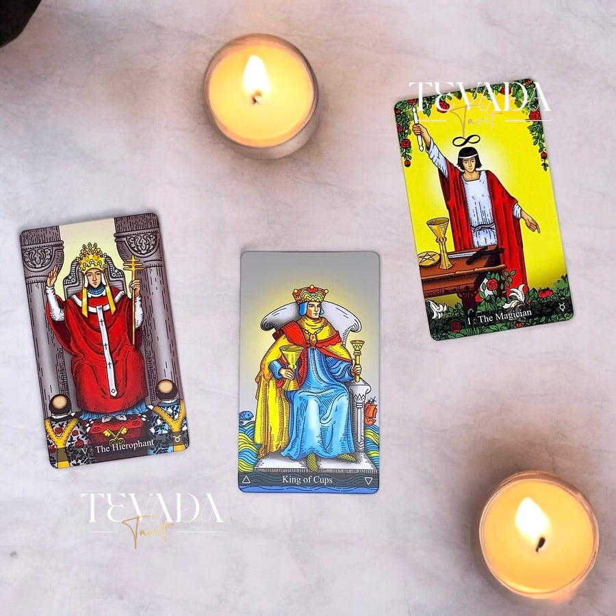 Discover the Retina Waite Smith Tarot V2: a vibrant 78-card deck, perfect for beginners. Enjoy intuitive readings with multicolored, redrawn imagery for personal growth and clarity.