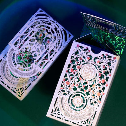 【Disponible en agosto】Tarot del Jardín Eterno