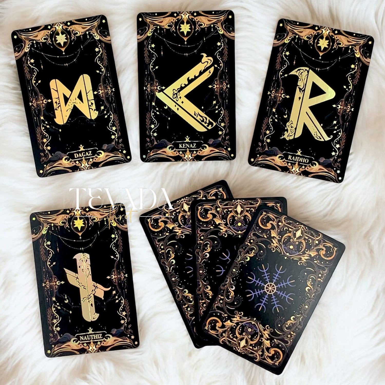 Unlock the secrets of the ancient world with Wonderland Runes. Featuring 27 gold-stamped cards, this deck offers intuitive guidance and insight into your spiritual journey.