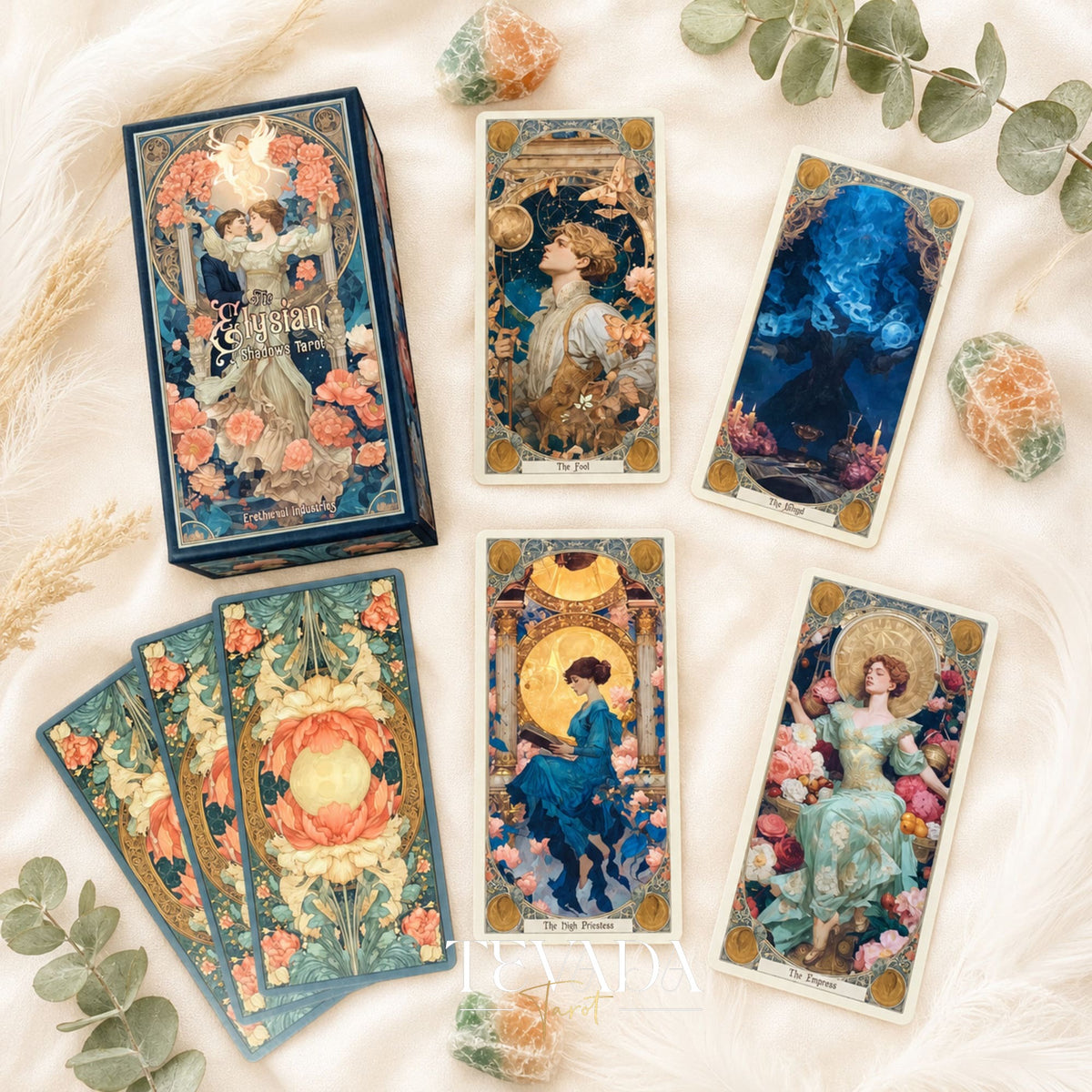 Elysian Shadows ビクトリア朝のアールヌーボー様式の金箔タロットデッキ、記念品ボックスに入っており、シャドウワークや直感的なリーディングに最適です。