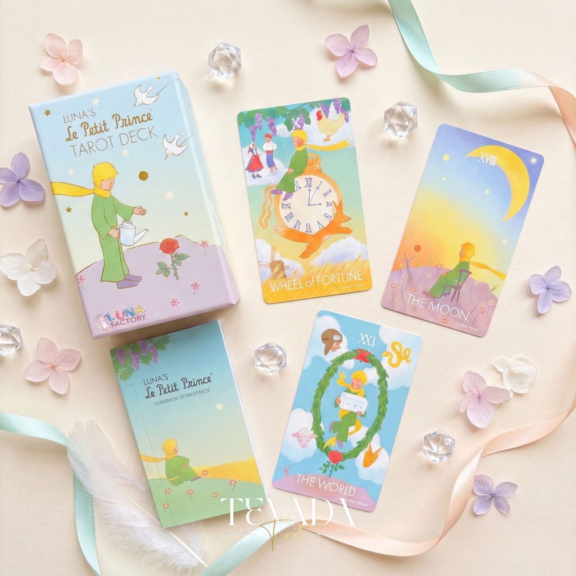 Tarot Deck de Le Petit Prince Luna, las caprichosas cartas del Tarot Indie del Principito para la curación y la autorreflexión.