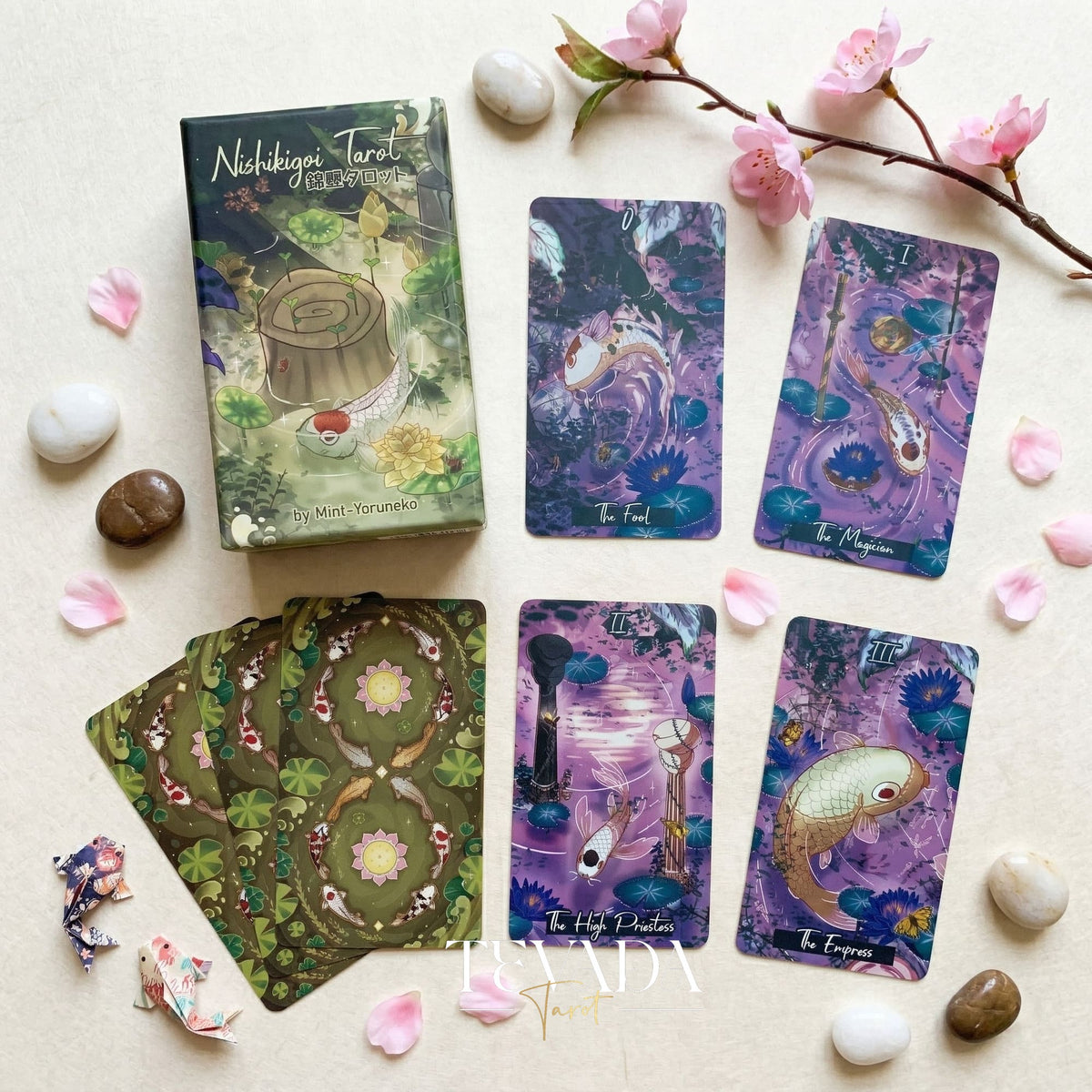 Nishikigoi Tarot caprichoso japonés koi Indie Tarot Deck para el ritual diario y la autorreflexión profunda.